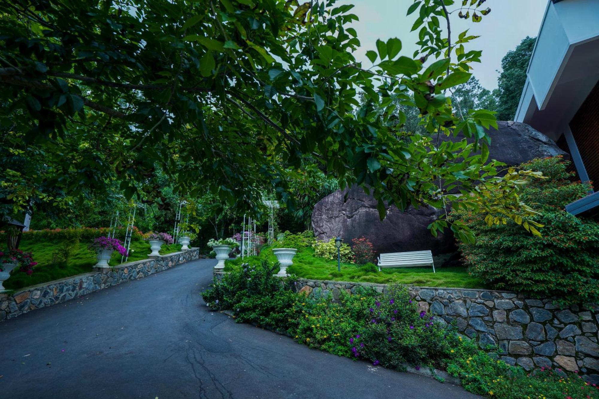 Mount Xanadu Resorts Ambalavayal Exterior photo